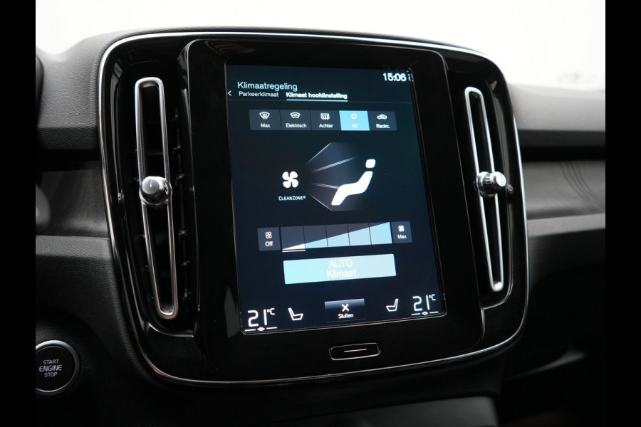Volvo XC40 T5 Plus Bright PHEV 262pk Dealer O.H. | Trekhaak Af Fabriek | Adaptive Cruise | 360 Camera | Harman / Kardon | Lederen Sportstoelen Memory & Verwarmd | Stuur Verwarmd | Keyless | Blis | Apple Carplay | Navigatie | DAB | Plug In Hybrid |