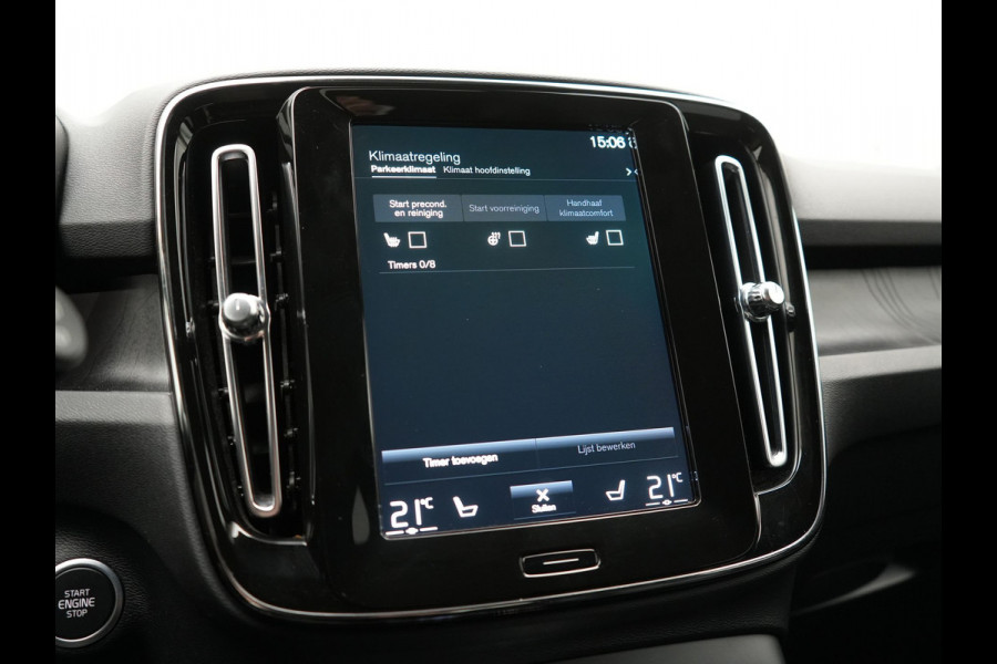 Volvo XC40 T5 Plus Bright PHEV 262pk Dealer O.H. | Trekhaak Af Fabriek | Adaptive Cruise | 360 Camera | Harman / Kardon | Lederen Sportstoelen Memory & Verwarmd | Stuur Verwarmd | Keyless | Blis | Apple Carplay | Navigatie | DAB | Plug In Hybrid |