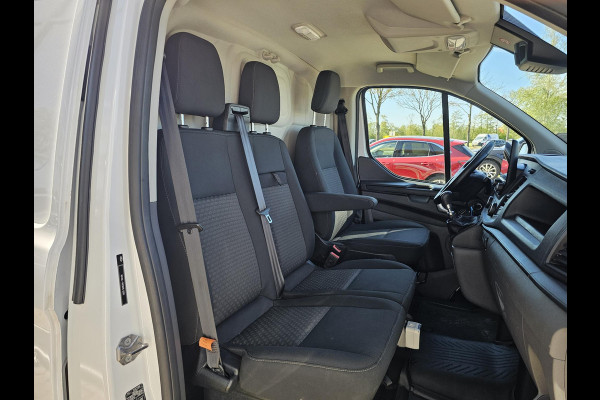 Ford Transit Custom 300 2.0 TDCI L2H1 Trend Trekhaak | Ingerichte laadruimte met omvormer | Camera | Cruise control | Lane assist | Nette auto!