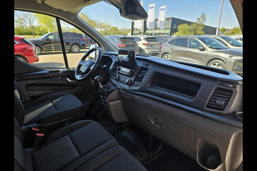 Ford Transit Custom 300 2.0 TDCI L2H1 Trend Trekhaak | Ingerichte laadruimte met omvormer | Camera | Cruise control | Lane assist | Nette auto!