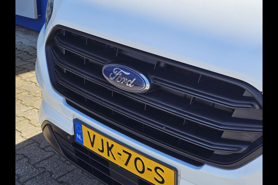 Ford Transit Custom 300 2.0 TDCI L2H1 Trend Trekhaak | Ingerichte laadruimte met omvormer | Camera | Cruise control | Lane assist | Nette auto!