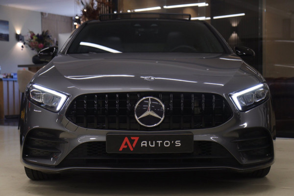 Mercedes-Benz A-Klasse 200 Business Solution AMG Pano/Carplay/Sfeerver/Acc/Stoelver/Cam/VOL