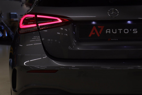 Mercedes-Benz A-Klasse 200 Business Solution AMG Pano/Carplay/Sfeerver/Acc/Stoelver/Cam/VOL