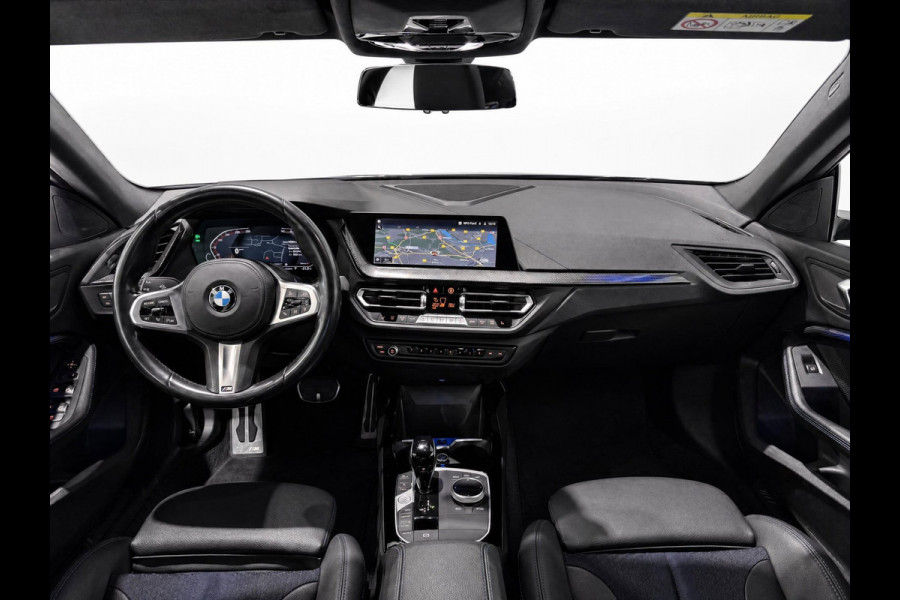 BMW 2 Serie Gran Coupé 218i M-Sport | Sfeer | Camera | Dealer onderhouden