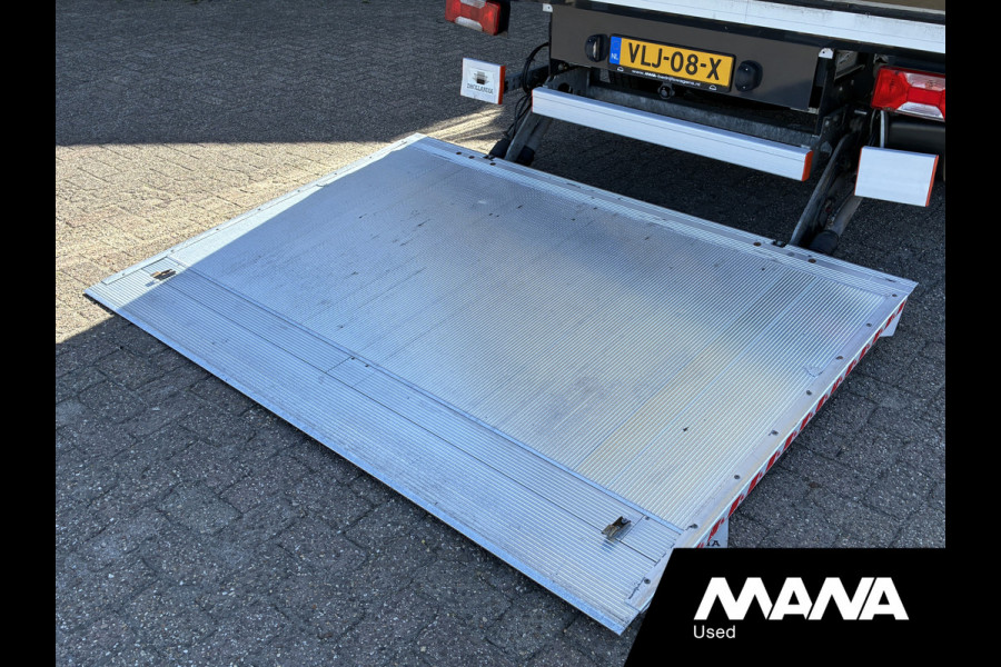MAN TGE 35 2.0 L4 Bakwagen Automaat 750kg laadklep Cruise Camera Airco Lat om Lat