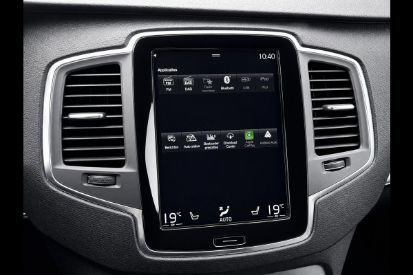 Volvo XC90 2.0 T8 Recharge AWD R-Design | Pilot Assist | Stoelverwarming | Carplay | Black on black