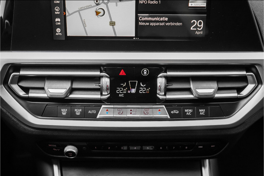 BMW 3-serie 330e High Executive M-Sport Parkeerhulp M-Remmen CarPlay