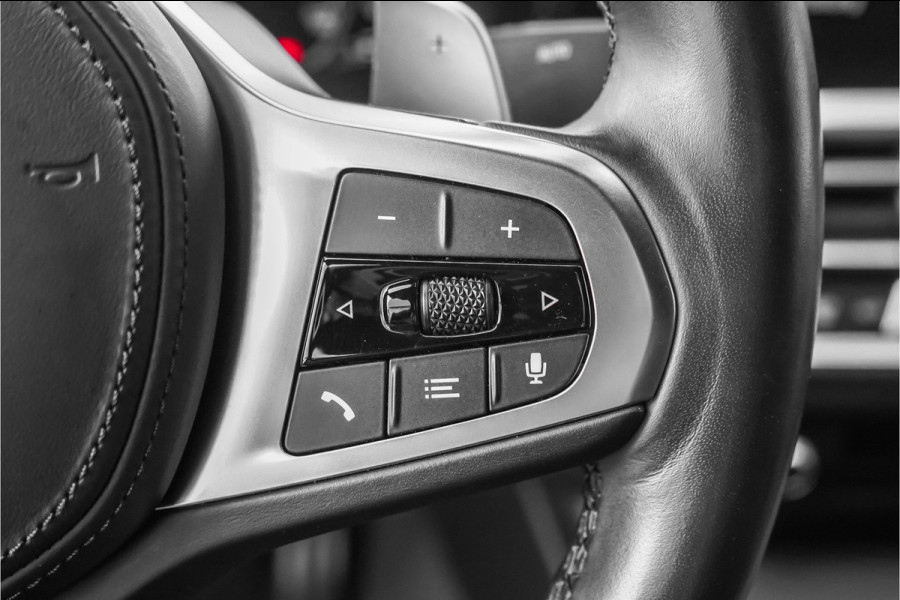 BMW 3-serie 330e High Executive M-Sport Parkeerhulp M-Remmen CarPlay