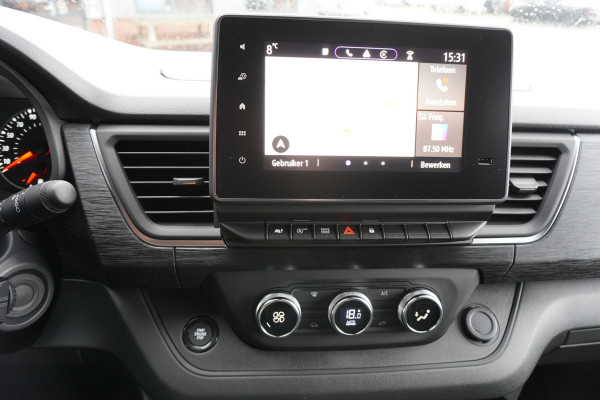 Renault Trafic 2.0 dCi 170PK T30 L2H1 Luxe Automaat Schuifdeur L/R Nr. V189 | Climate | Adapt. Cruise | Navi | Trekhaak | Betimmering
