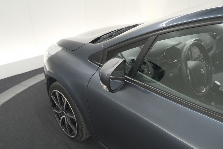 Renault Clio TCe 90 Zen | Navigatie | Cruise Control | 17 inch | Airco