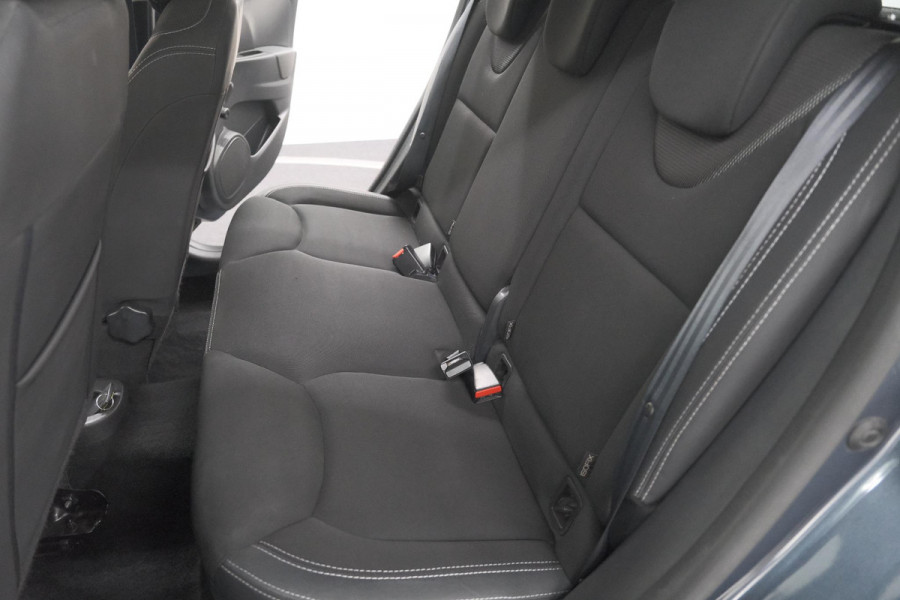 Renault Clio TCe 90 Zen | Navigatie | Cruise Control | 17 inch | Airco