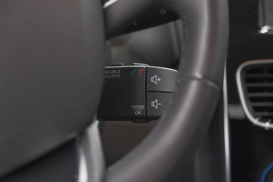 Renault Clio TCe 90 Zen | Navigatie | Cruise Control | 17 inch | Airco