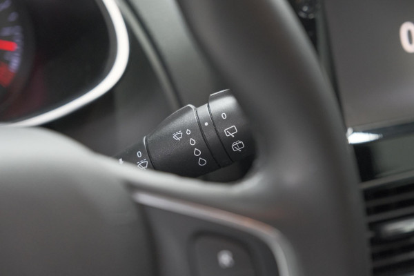 Renault Clio TCe 90 Zen | Navigatie | Cruise Control | 17 inch | Airco