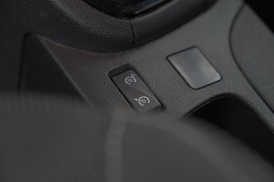 Renault Clio TCe 90 Zen | Navigatie | Cruise Control | 17 inch | Airco