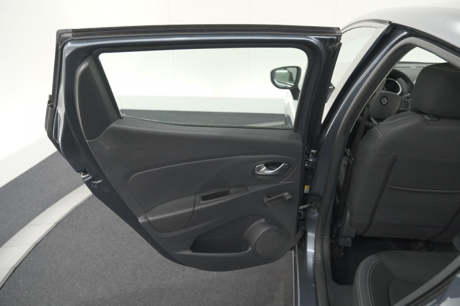 Renault Clio TCe 90 Zen | Navigatie | Cruise Control | 17 inch | Airco
