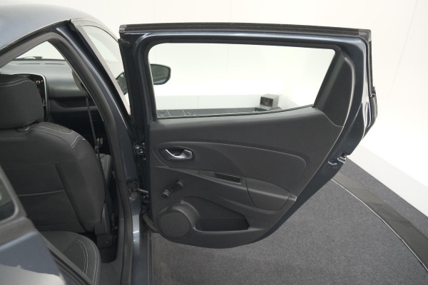Renault Clio TCe 90 Zen | Navigatie | Cruise Control | 17 inch | Airco