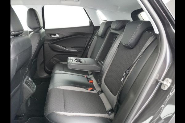 Opel Grandland X T131PK Apple Carplay Android Auto Camera PDC Navi AGR Keyless 19" DAB+ ECC Bluetooth 1/2 Leer Privacy Glas LMVRegen-Licht Sensor Isofix 100% Dealer Onderhouden Business Executive Orig.NLse auto