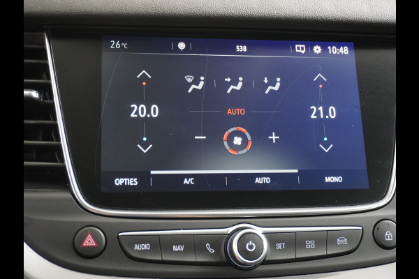 Opel Grandland X T131PK Apple Carplay Android Auto Camera PDC Navi AGR Keyless 19" DAB+ ECC Bluetooth 1/2 Leer Privacy Glas LMVRegen-Licht Sensor Isofix 100% Dealer Onderhouden Business Executive Orig.NLse auto