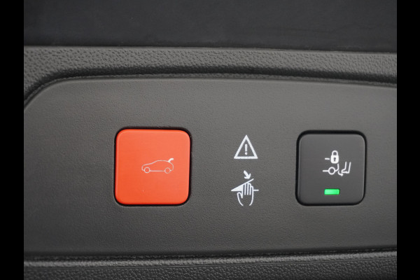 Opel Grandland X T131PK Apple Carplay Android Auto Camera PDC Navi AGR Keyless 19" DAB+ ECC Bluetooth 1/2 Leer Privacy Glas LMVRegen-Licht Sensor Isofix 100% Dealer Onderhouden Business Executive Orig.NLse auto