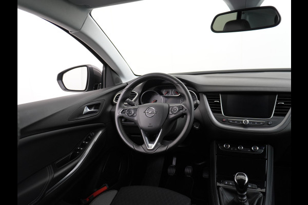 Opel Grandland X T131PK Apple Carplay Android Auto Camera PDC Navi AGR Keyless 19" DAB+ ECC Bluetooth 1/2 Leer Privacy Glas LMVRegen-Licht Sensor Isofix 100% Dealer Onderhouden Business Executive Orig.NLse auto