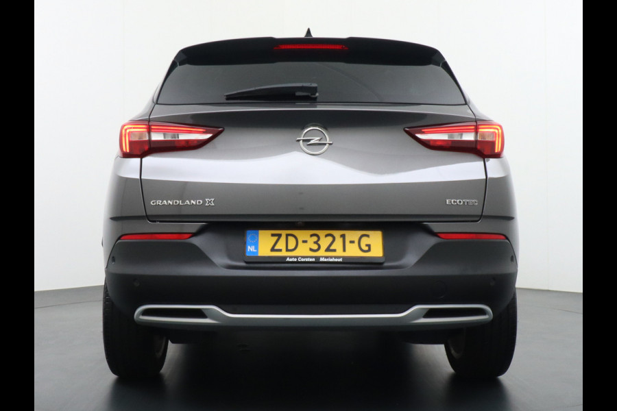 Opel Grandland X T131PK Apple Carplay Android Auto Camera PDC Navi AGR Keyless 19" DAB+ ECC Bluetooth 1/2 Leer Privacy Glas LMVRegen-Licht Sensor Isofix 100% Dealer Onderhouden Business Executive Orig.NLse auto
