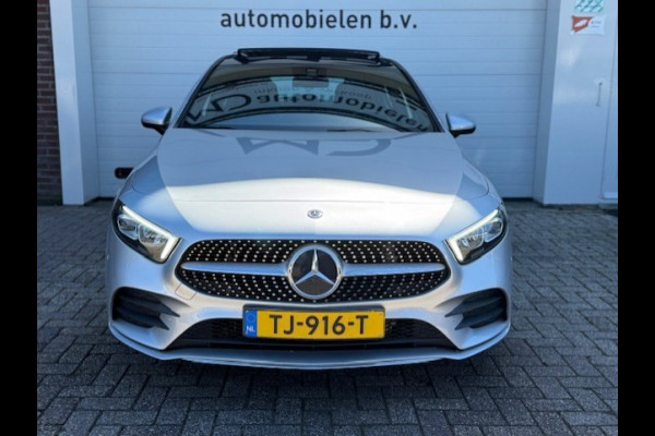 Mercedes-Benz A-Klasse 200 AMG -Dealer onderhouden-Panorama