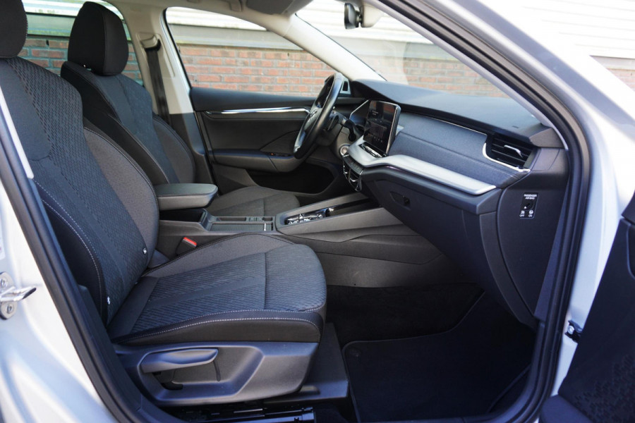 Škoda Octavia Combi 1.0 e-TSI Business Edition Plus/Trekhaak/Camera/ Travel Pakket.