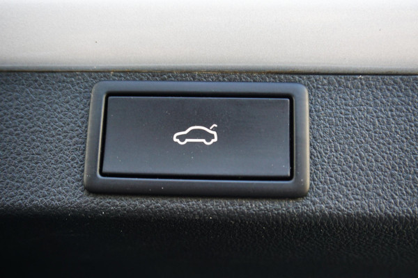 Škoda Octavia Combi 1.0 e-TSI Business Edition Plus/Trekhaak/Camera/ Travel Pakket.