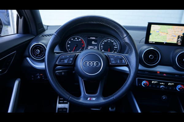 Audi Q2 35 TFSI 1.4 S-Line AUTOMAAT-AUDI SOUND-CAMERA-CLIMA-FULL LED-KEYLESS-NAVIGATIE-PANORAMA-STOELVERWARMING
