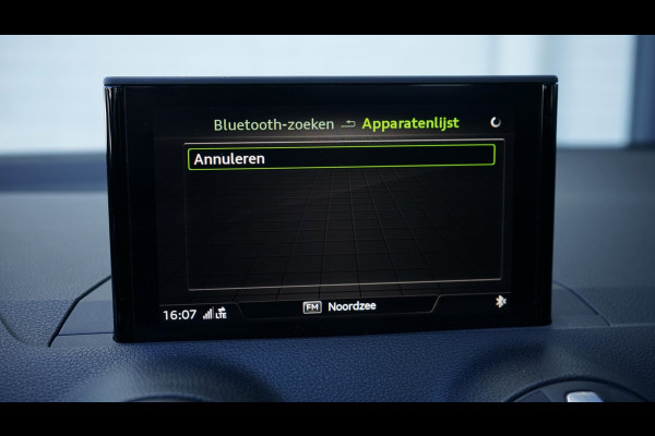 Audi Q2 35 TFSI 1.4 S-Line AUTOMAAT-AUDI SOUND-CAMERA-CLIMA-FULL LED-KEYLESS-NAVIGATIE-PANORAMA-STOELVERWARMING