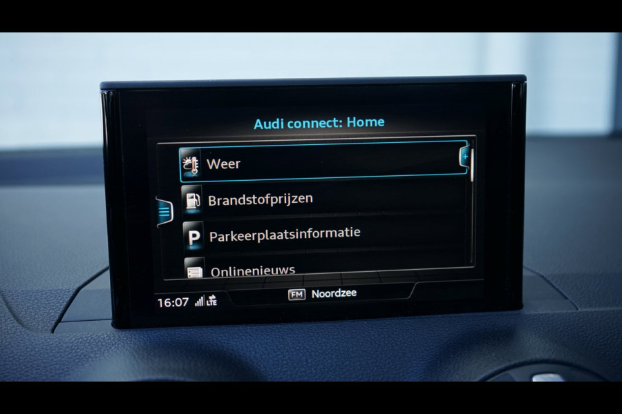 Audi Q2 35 TFSI 1.4 S-Line AUTOMAAT-AUDI SOUND-CAMERA-CLIMA-FULL LED-KEYLESS-NAVIGATIE-PANORAMA-STOELVERWARMING
