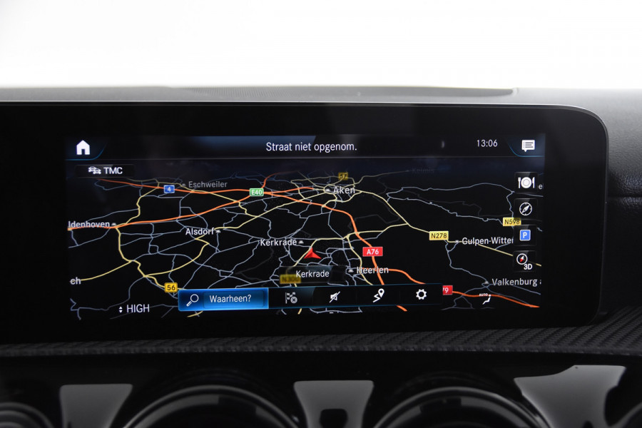 Mercedes-Benz A-Klasse 180 d Business Solution *1ste Eigenaar*Navigatie*Stoelverwarming*Camera*