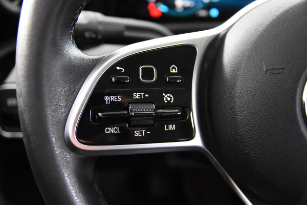Mercedes-Benz A-Klasse 180 d Business Solution *1ste Eigenaar*Navigatie*Stoelverwarming*Camera*