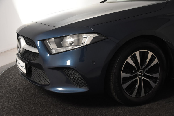 Mercedes-Benz A-Klasse 180 d Business Solution *1ste Eigenaar*Navigatie*Stoelverwarming*Camera*
