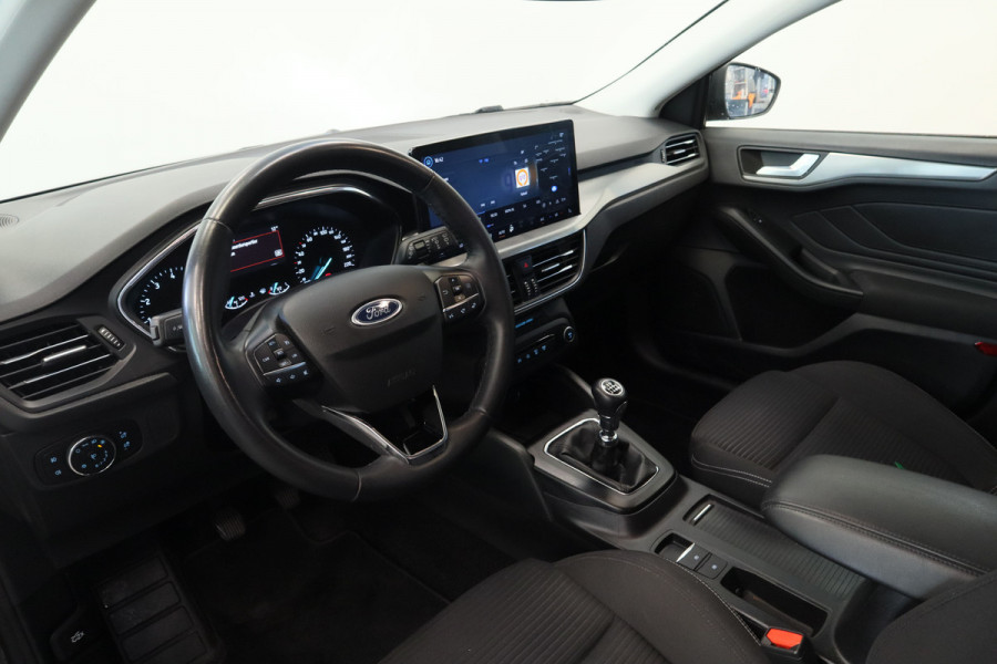 Ford FOCUS Wagon 1.0 EcoBoost Hybrid Titanium Cruise/Climate Keyless Trekhaak NAP