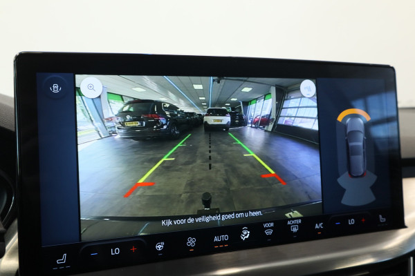 Ford FOCUS Wagon 1.0 EcoBoost Hybrid Titanium Cruise/Climate Keyless Trekhaak NAP
