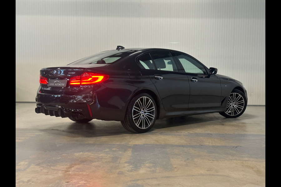 BMW 5 Serie 530i High Executive | NAP | SCHUIF/KANTEL | M-SPORT | LEDER | CAMERA