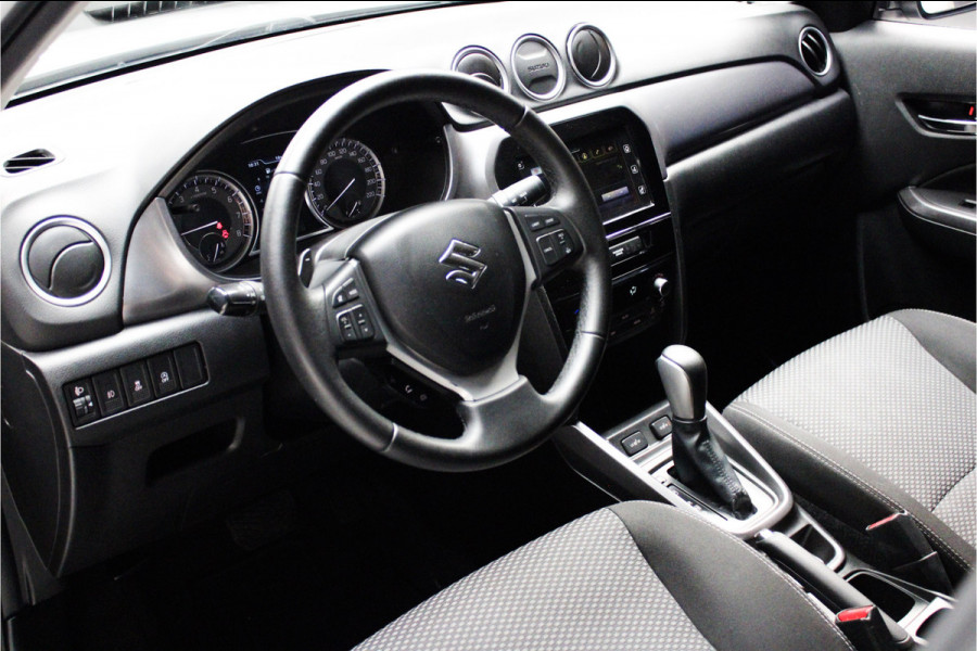 Suzuki Vitara 1.0 Boosterjet S. Navi Camera Climate Cruise Stoelverwarming Metallic lak LM velgen