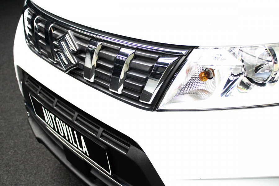 Suzuki Vitara 1.0 Boosterjet S. Navi Camera Climate Cruise Stoelverwarming Metallic lak LM velgen