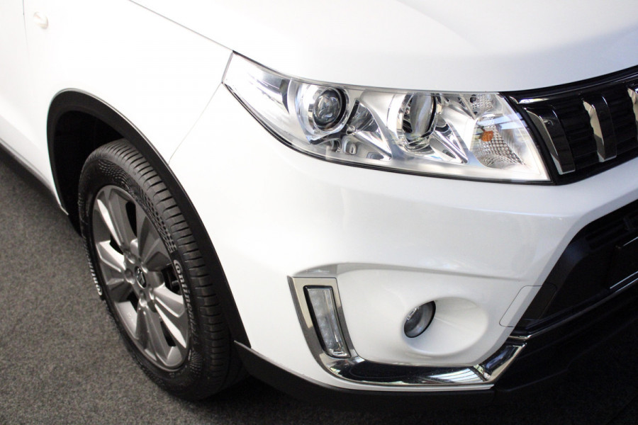 Suzuki Vitara 1.0 Boosterjet S. Navi Camera Climate Cruise Stoelverwarming Metallic lak LM velgen