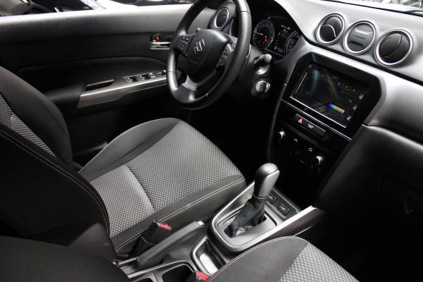 Suzuki Vitara 1.0 Boosterjet S. Navi Camera Climate Cruise Stoelverwarming Metallic lak LM velgen