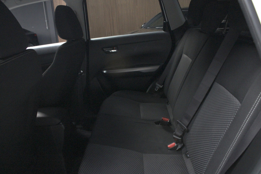 Suzuki Vitara 1.0 Boosterjet S. Navi Camera Climate Cruise Stoelverwarming Metallic lak LM velgen