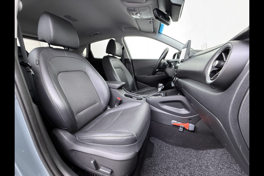 Hyundai Kona 1.6GDI HEV Hybride Premium Adap.Cruise Leder+Verwarming+Ventilatie Head-Up Display Camera Apple Carplay Android Auto Navi Ecc Pd Keyless Blind-Spot Lane Assist Achterbank+Stuur verwarming Krell®-Audio Isofix DAB Lmv 18" Dealeronderhouden 1e Eigenaar Origineel Nederlandse Auto