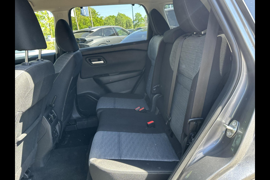 Nissan X-Trail N-Connecta Family Pack | VOLLEDIGE FABRIEKS GARANTIE TOT 03-2028 | VOOR & ACHTERSTOELEN VERWARMD | STUURWIEL VERWARMD | 7 PERSOONS! | KEYLESS | DODE HOEK | 360 CAMERA | APPLECARPLAY | ADAP. CRUISE |