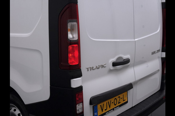 Renault Trafic 2.0dCi 120PK T29 L1H1 3-Persoons Navi Euro 6 Apple Carplay Android Auto Cruise Control Pdc Comfort Betonplex Vloer Wandbetimmering Schuifdeur Led Origineel Nederlandse Bus