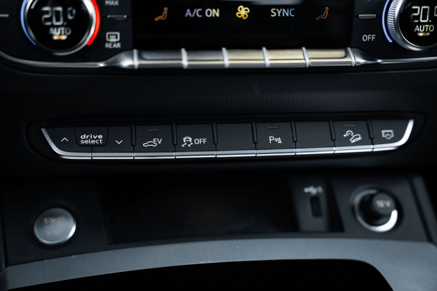 Audi Q5 Sportback 55 TFSI e S edition - S Line | Panorama | Luchtvering | B&O | 22 Inch