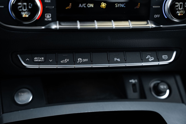 Audi Q5 Sportback 55 TFSI e S edition - S Line | Panorama | Luchtvering | B&O | 22 Inch