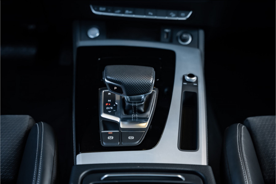 Audi Q5 Sportback 55 TFSI e S edition - S Line | Panorama | Luchtvering | B&O | 22 Inch