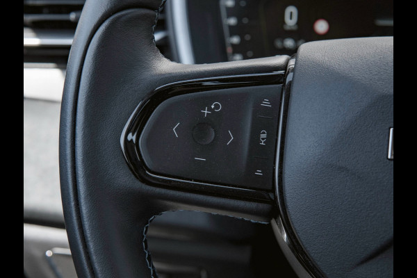 Lynk & Co 01 1.5 Black Edition Panoramadak|Trekhaak|Camera|ACC|Stoelverwarming|Navi|Carplay