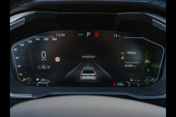 Lynk & Co 01 1.5 Black Edition Panoramadak|Trekhaak|Camera|ACC|Stoelverwarming|Navi|Carplay